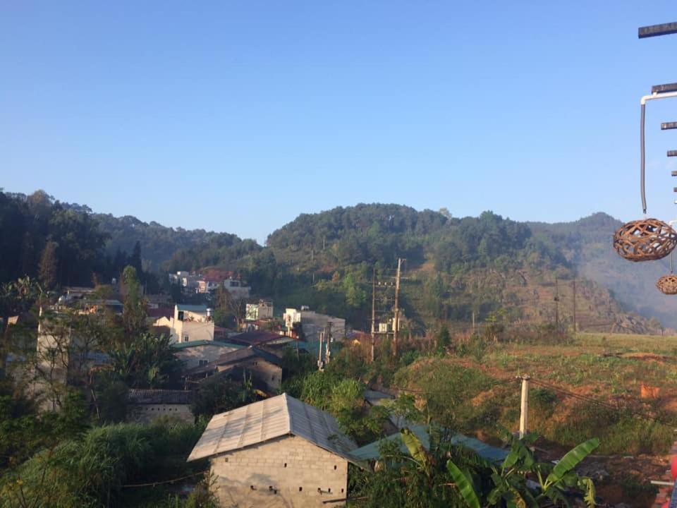 Cici Homestay Dong Van Esterno foto