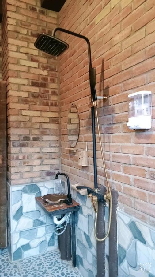 Cici Homestay Dong Van Esterno foto